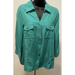 JoAnna Womens Size L Blouse Green Collared Roll-Tab Sleeves Snaps